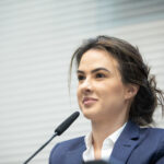 Deputada Bruna Furlan recebe Medalha Walter Leser e destaca compromisso com a saúde pública paulista