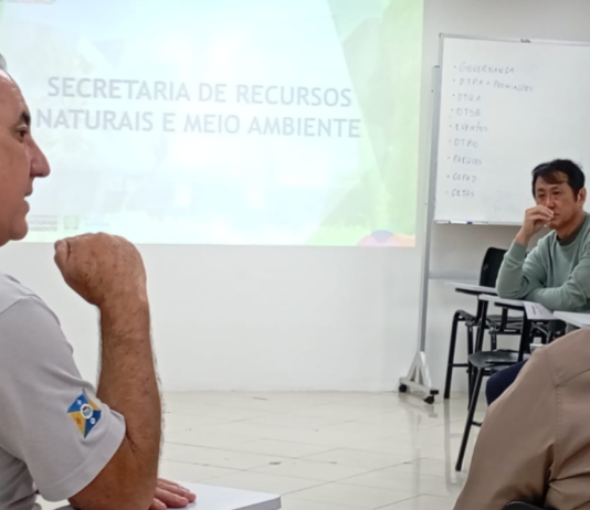 Prefeito Beto Piteri visita Secretaria de Meio Ambiente e discute ações para a cidade