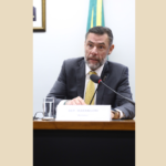 Pressão do governo cancela apresentação de projeto do deputado Fernando Marangoni e inicia desmonte de direitos históricos