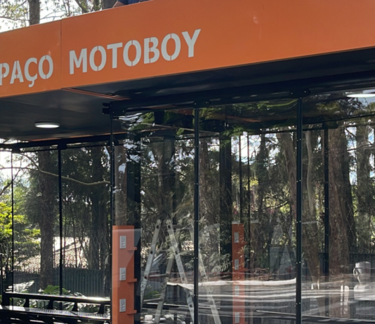 Barueri entrega 4º Espaço Motoboy e amplia estrutura de apoio aos entregadores